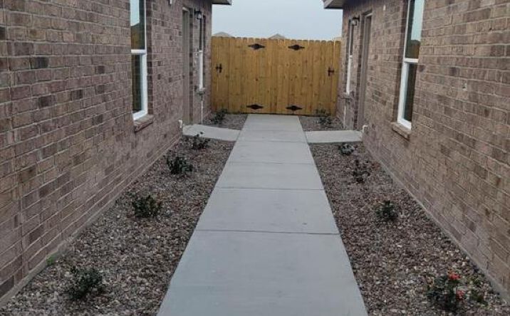 Pictures of Multifamily property located at 1008 W Kohala Avenue, Alton, TX 78574 for sales - image #1