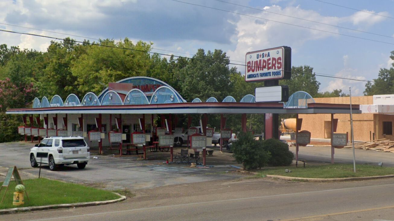 811 N 2nd St, Booneville, MS 38829