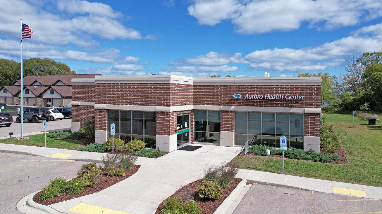 2408 10th St, Menominee, MI 49858