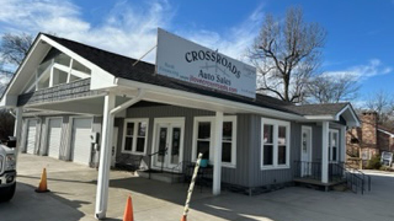 2356 Cloud Springs Rd, Rossville, GA 30741