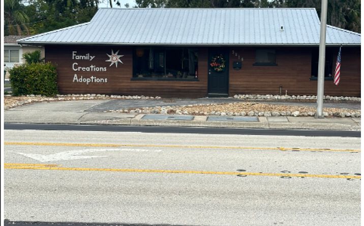 Pictures of Office property located at 3010 Manatee Ave W, Bradenton, FL 34205 for sales - image #1