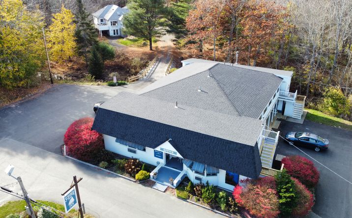 Pictures of Hospitality property located at 337 Commercial St, Rockport, ME 04856 for sales - image #1