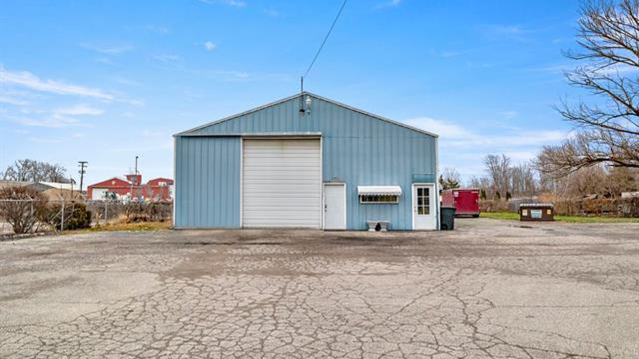 20445 Gudith Road, Brownstown Twp, MI 48183