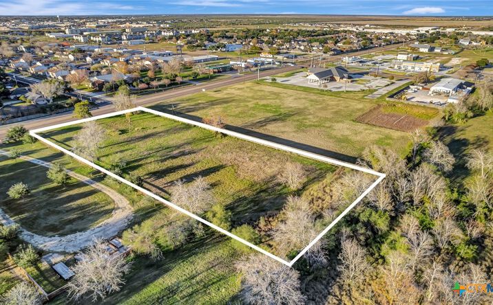 Pictures of Land property located at 1507 Salem Road, Victoria, TX 77904 for sales - image #1