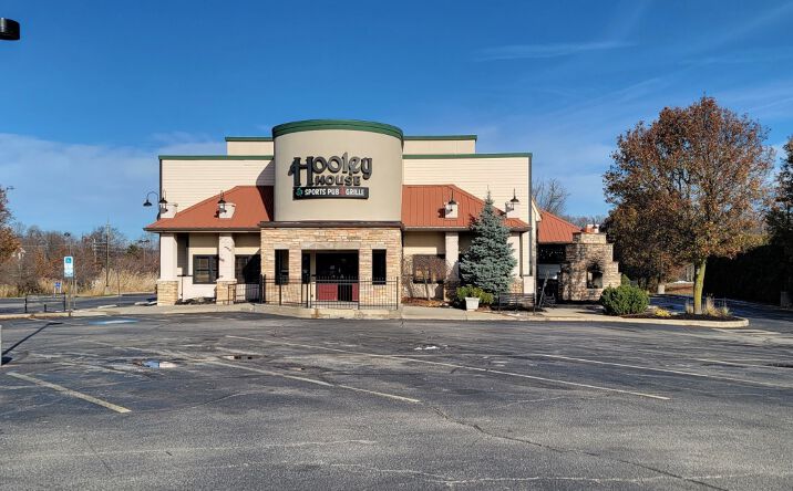 Pictures of Retail property located at 24940 Sperry Dr, Westlake, OH 44145 for comps - image #1