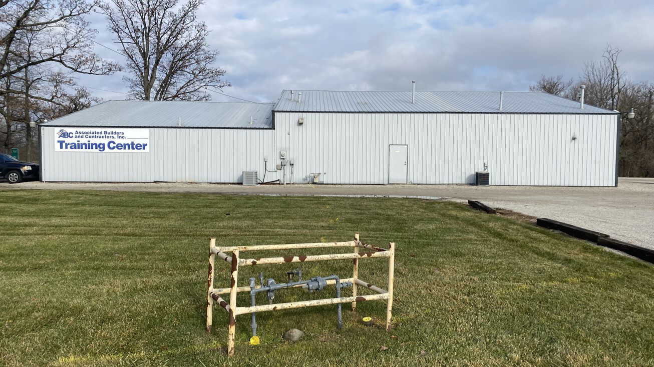 6930 IN67, Muncie, IN 47302