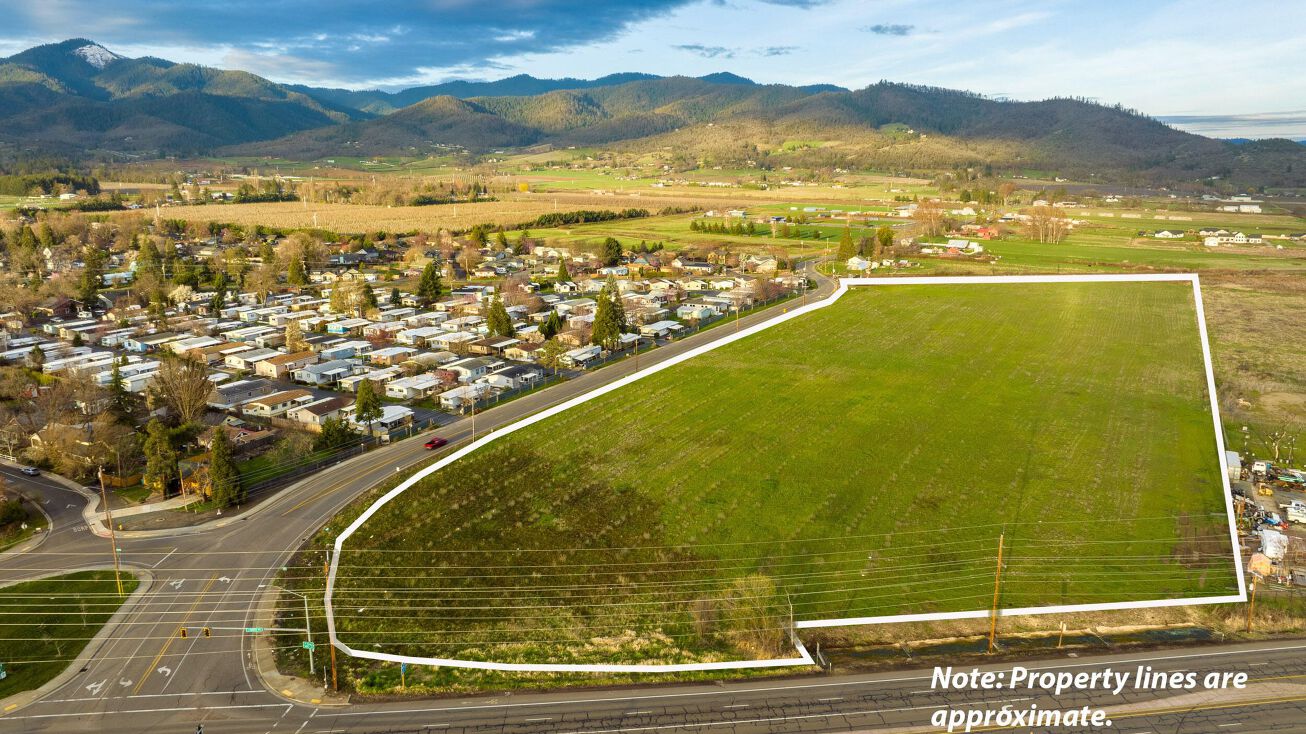 S Pacific Hwy, Medford, OR 97540 | Crexi.com