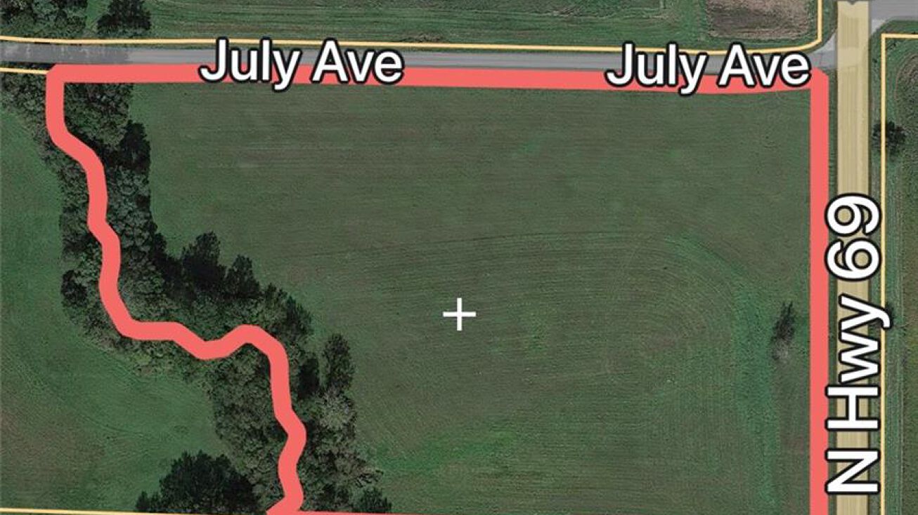 69 Hwy Highway, Pattonsburg, MO 64670