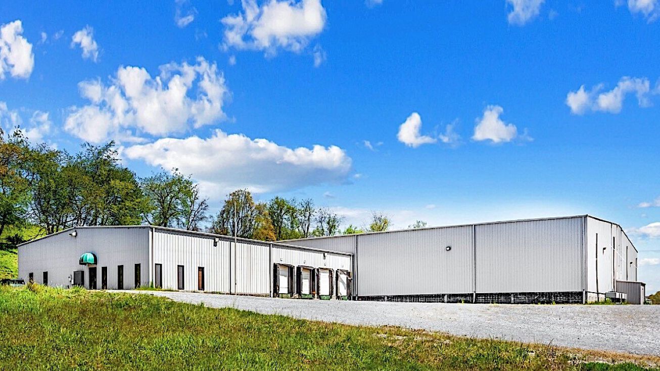 26609 Newbanks Rd, Abingdon, VA 24210