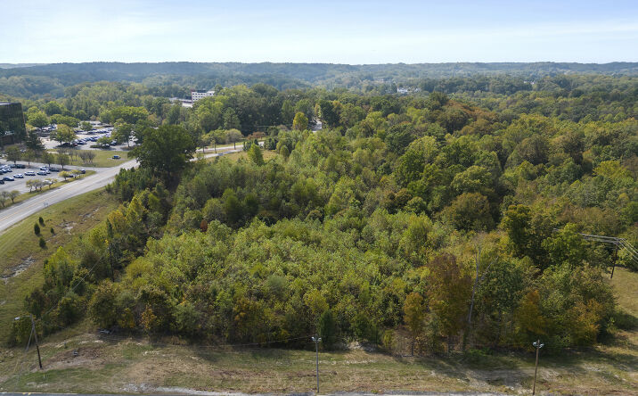 Pictures of Land property located at Ashland Dr, Russell, KY 41169 for sales - image #1