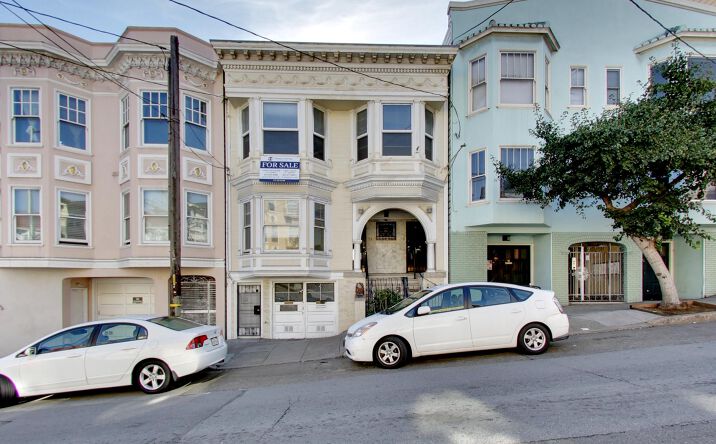 Pictures of Multifamily property located at 153 Duboce Ave, San Francisco, CA 94103 for comps - image #1