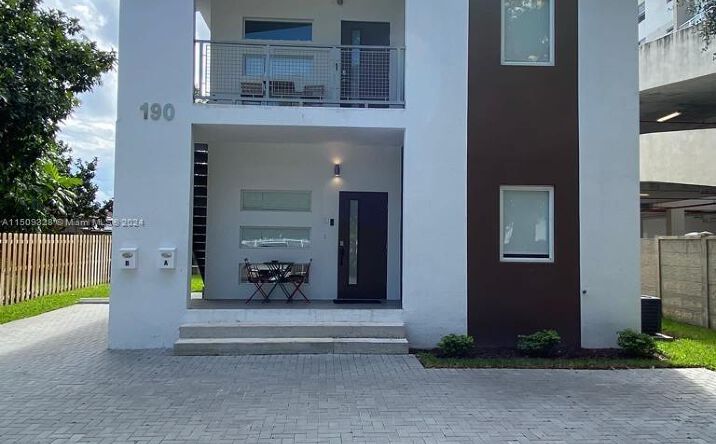 Pictures of Multifamily property located at 190 NW 57th St, Miami, FL 33127 for sales - image #1