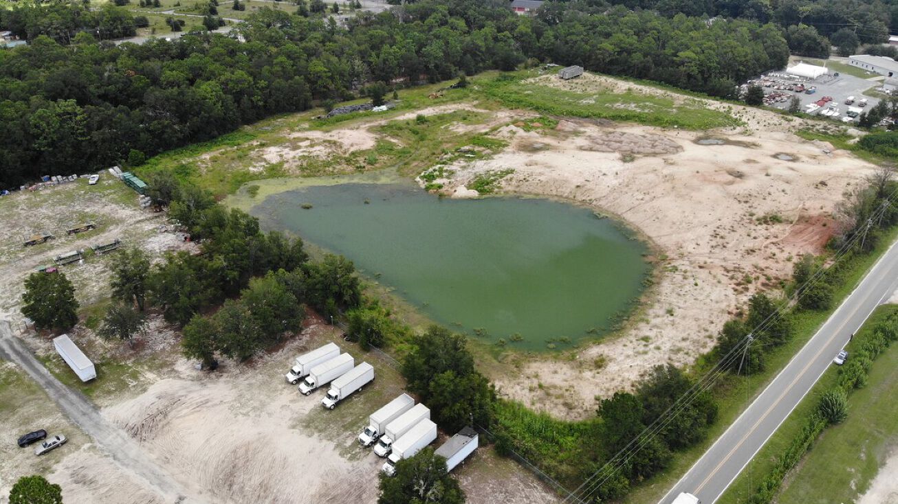 662 Crossway Rd, Tallahassee, FL 32305