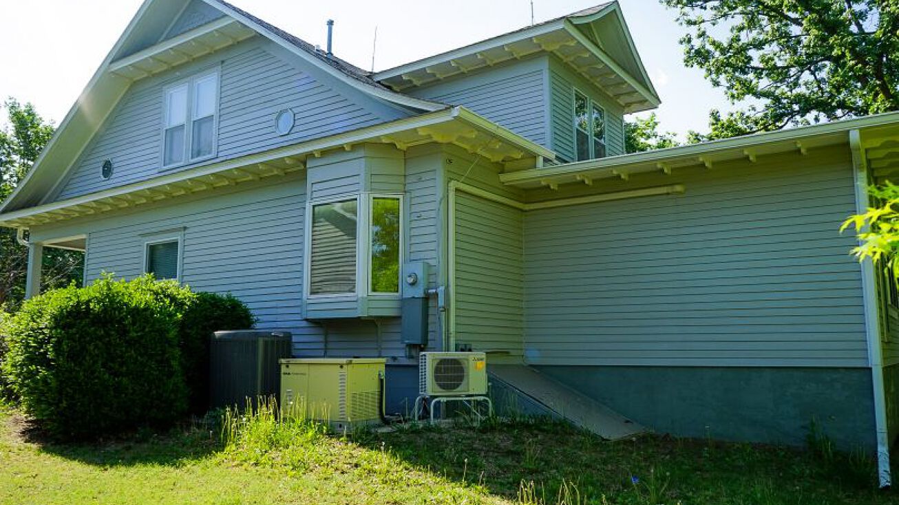 603 10th St, Geneseo, KS 67444