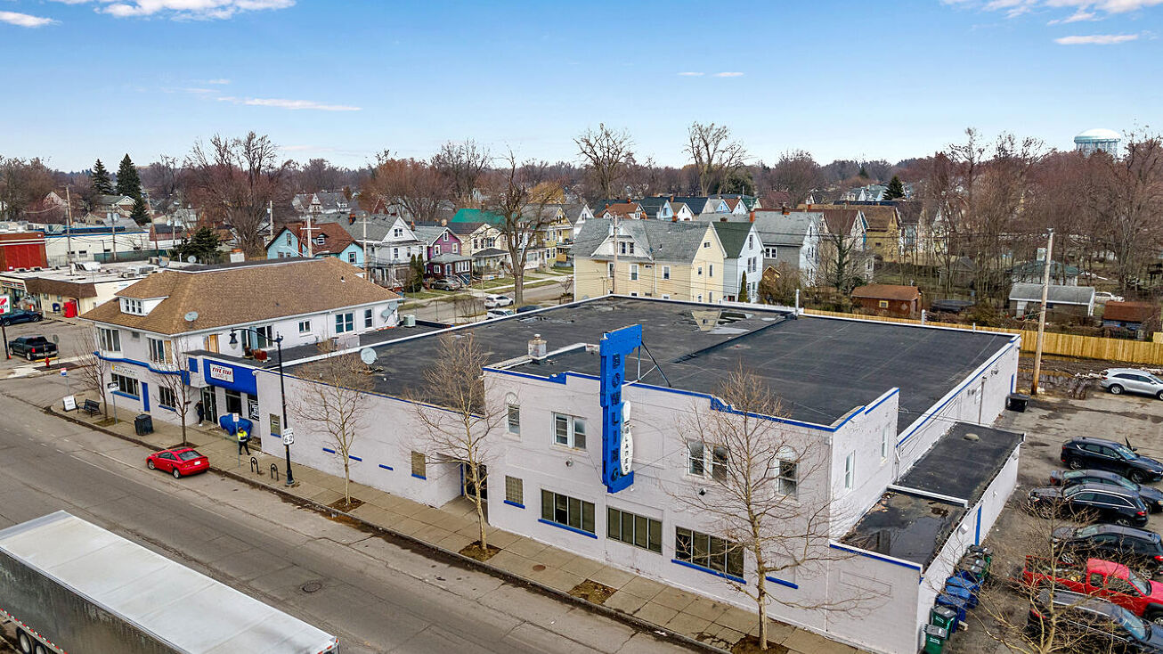 2422 South Park Ave, Buffalo, NY 14220