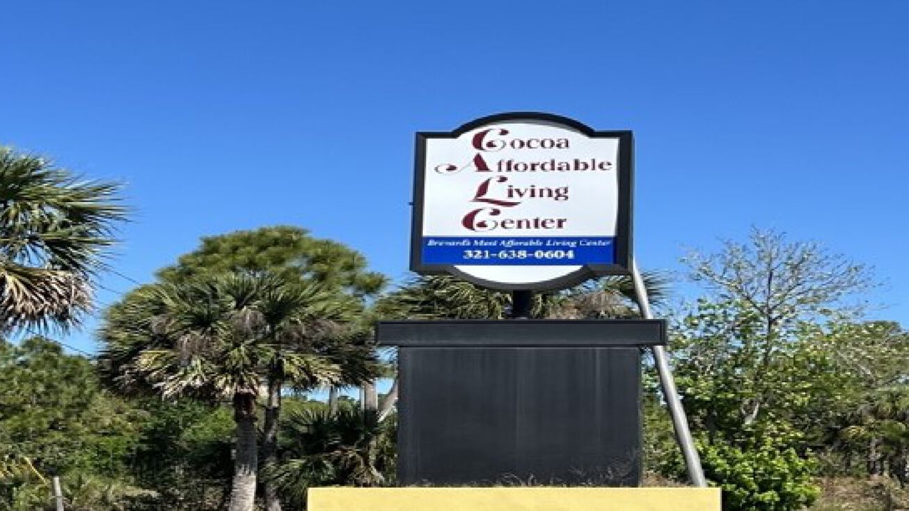 900 Friday Rd, Cocoa, FL 32926