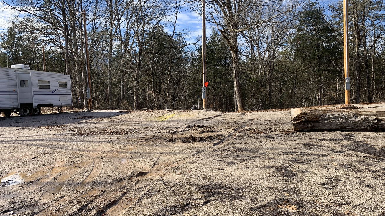 1056 Cardwell Ridge Rd, New Tazewell, TN 37825