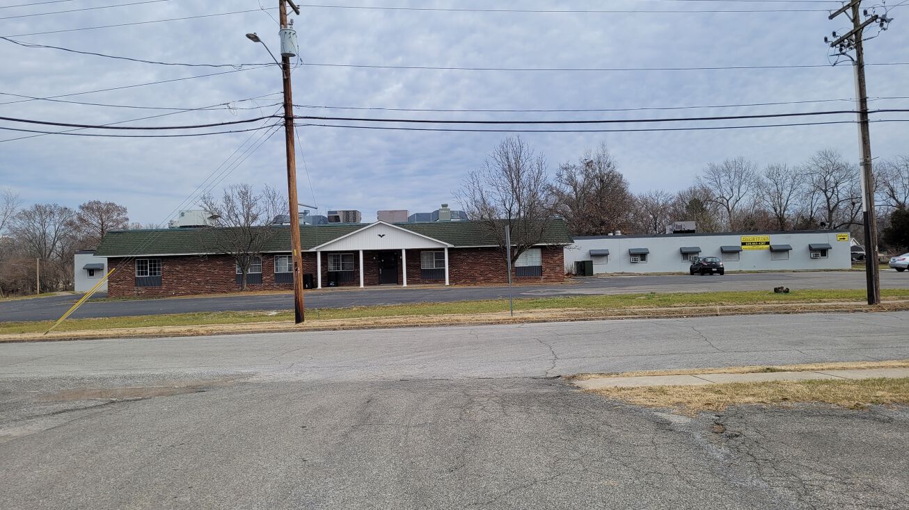 300 Church St, Zeigler, IL 62999