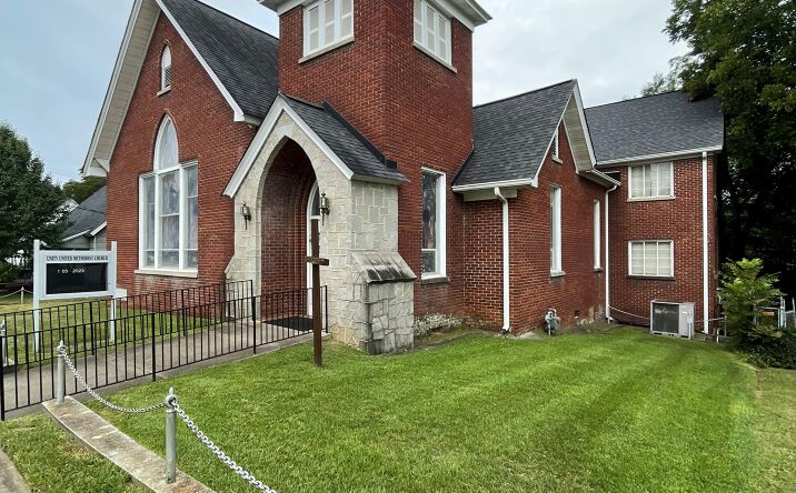 Pictures of Special Purpose property located at 206 Hart St, Union, SC 29379 for sales - image #1