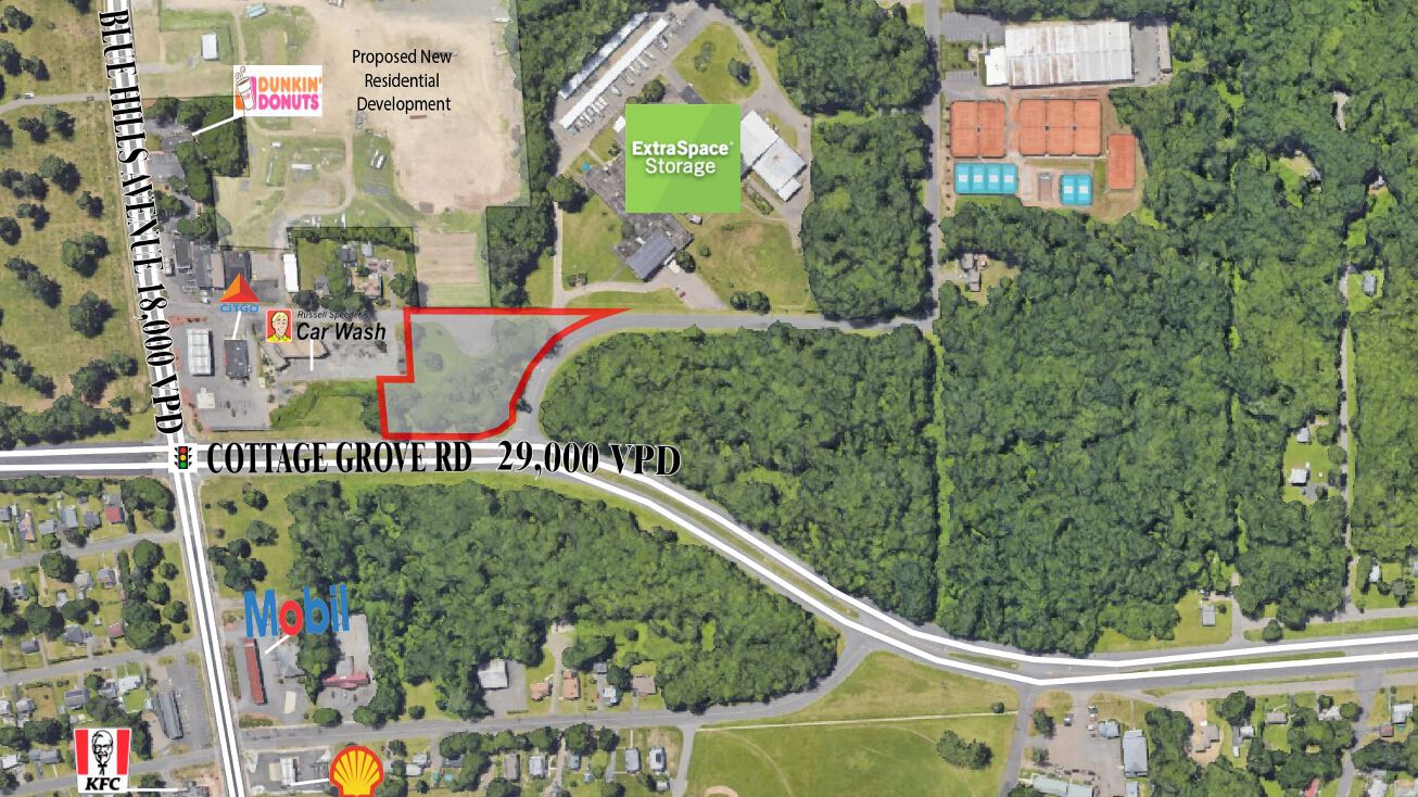 36 Maplewood Ave, Bloomfield, CT 06002