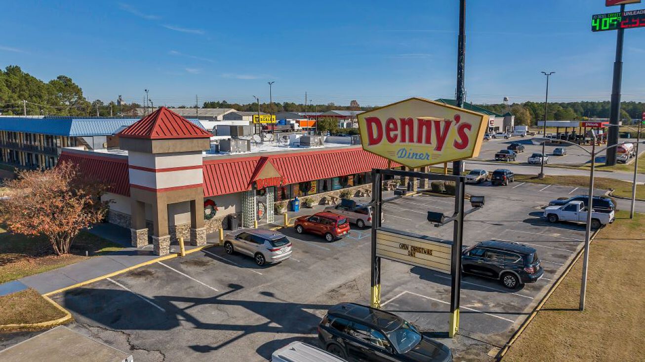 2115 16th Ave E, Cordele, GA 31015