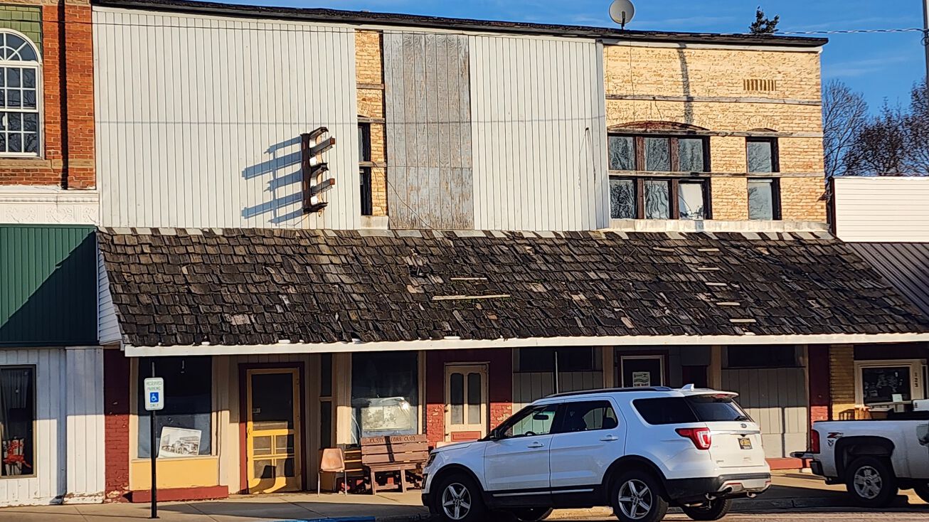 119 E Main St, Elsie, MI 48831