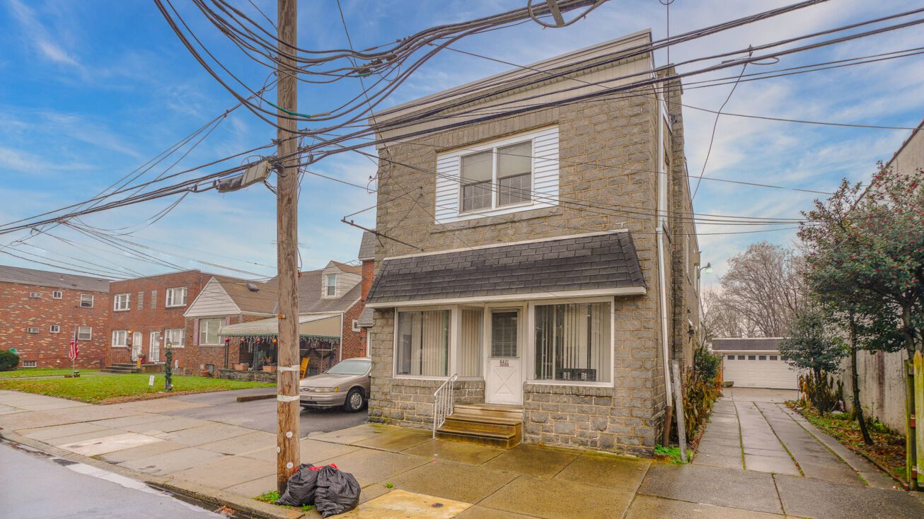8421 Torresdale Ave, Philadelphia, PA 19136