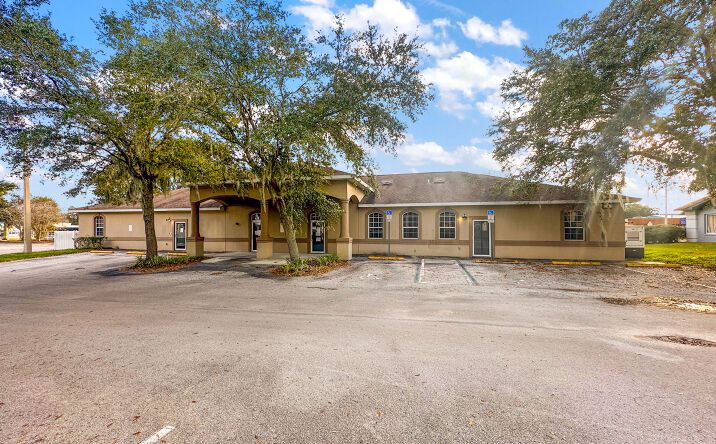 Pictures of Office property located at 170 North Blvd E, Leesburg, FL 34748 for sales - image #1