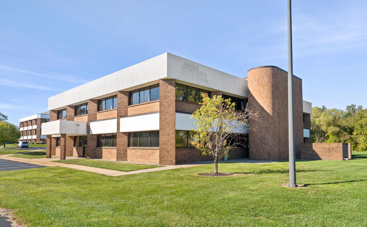 Pictures of Office property located at 121 Clover St, Holland, MI 49423 for sales - image #1
