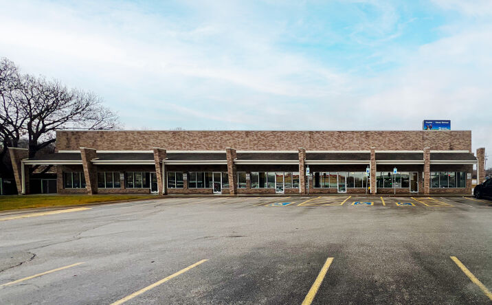 Pictures of Office property located at 2829 N 90th St, Omaha, NE 68134 for comps - image #1