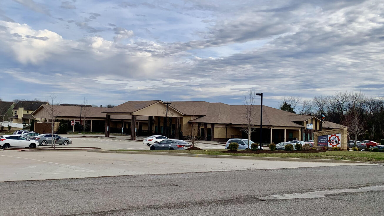 1706 Blackman Rd, Murfreesboro, TN 37128