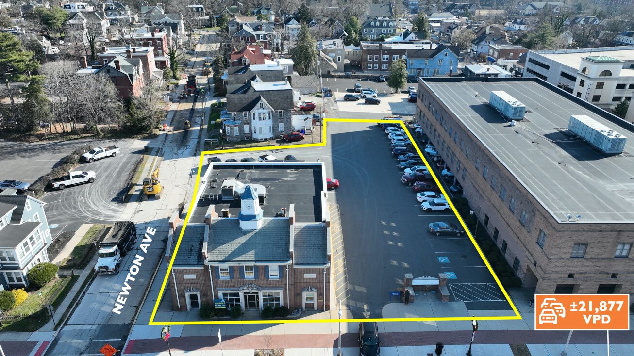 22 N Broad St, Woodbury, NJ 08096