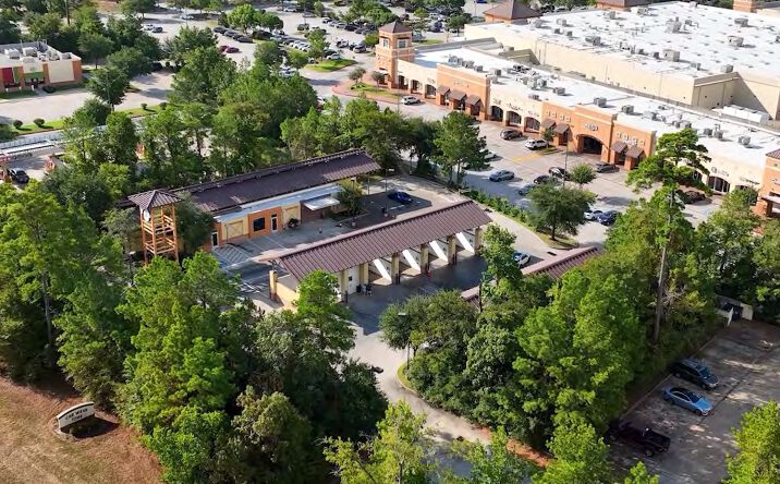 Pictures of Special Purpose property located at 6771 Woodlands Pkwy, The Woodlands, TX 77382 for sales - image #1