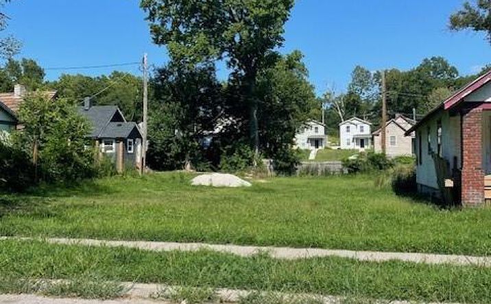 Pictures of Land property located at 4107 Park Avenue, Kansas City, MO 64130 for sales - image #1