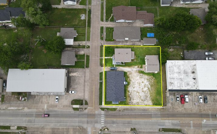 Pictures of Multifamily property located at 2712 Kirkman Street, Lake Charles, LA 70601 for sales - image #1