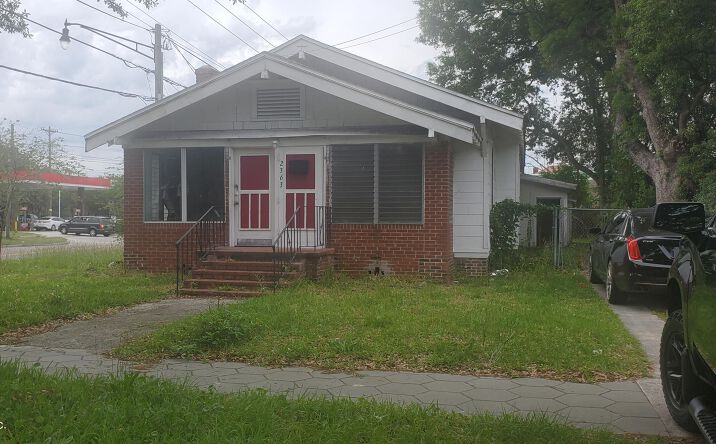 Pictures of Mixed Use, Office, Retail property located at 2363 GILMORE Street, Jacksonville, FL 32204 for sales - image #1