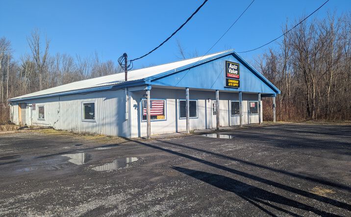 Pictures of Retail property located at 7555 Kirkville Rd, Kirkville, NY 13082 for sales - image #1