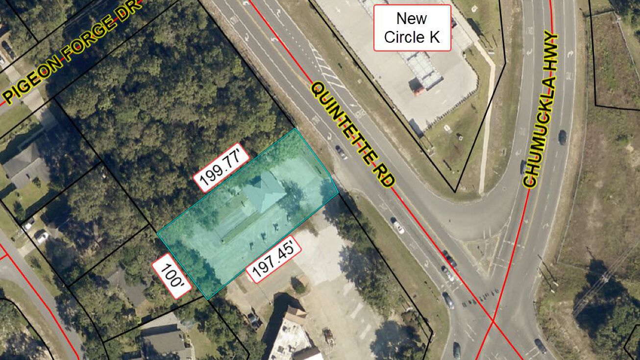 5675 Quintette Rd, Pace, FL 32571