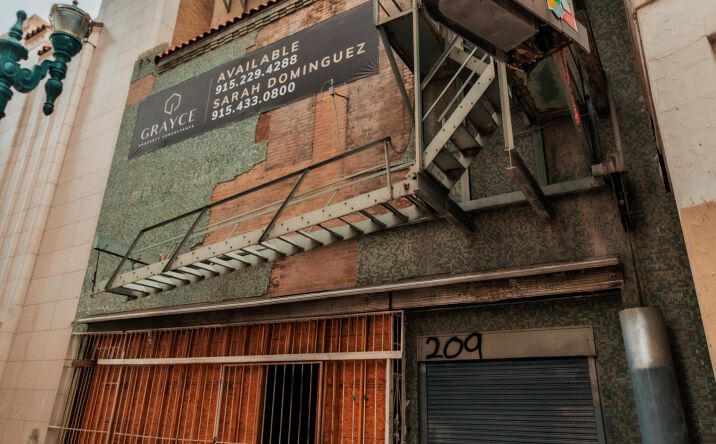 Pictures of Retail property located at 209 N Mesa St, El Paso, TX 79901 for sales - image #1