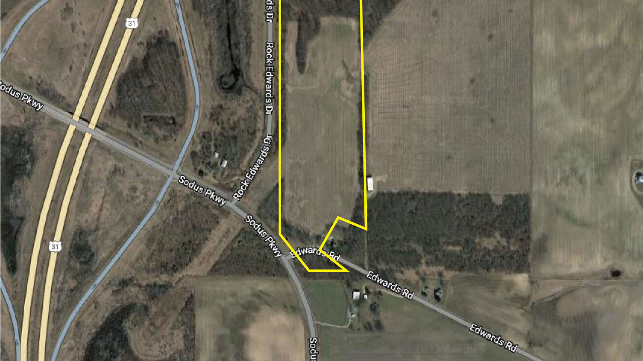 3663 Edwards Rd, Sodus Township, MI 49126