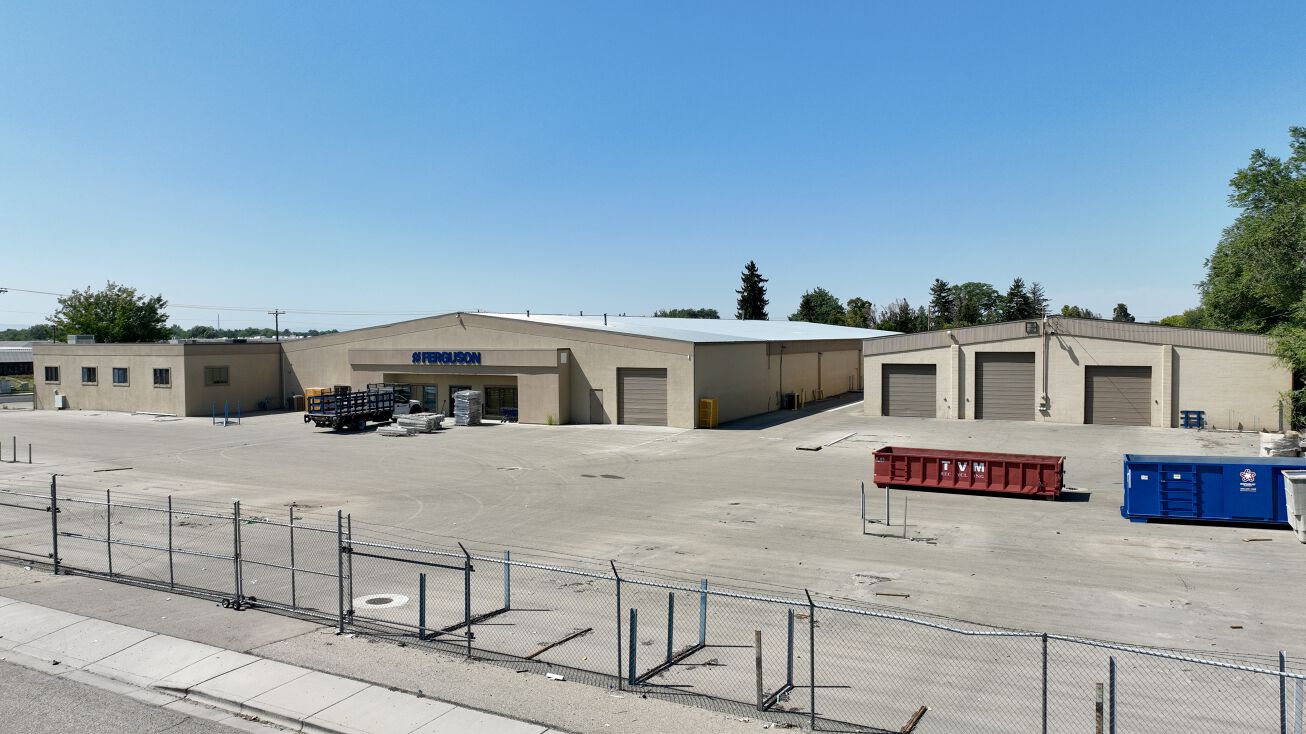 318 6th St N, Nampa, ID 83687