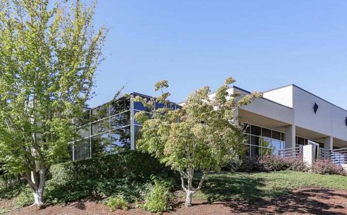 Pictures of Office, Industrial property located at 3935 NE Aloclek Dr, Hillsboro, OR 97124 for sales - image #1