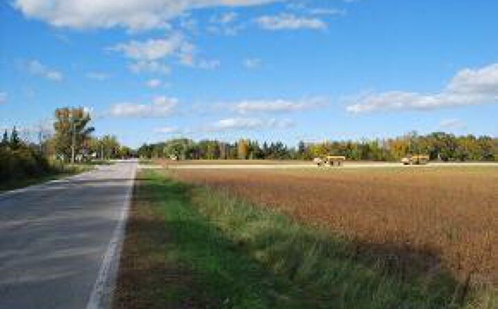 Pictures of Land property located at 911 Erie Rd, Green Bay, WI 54311 for sales - image #1