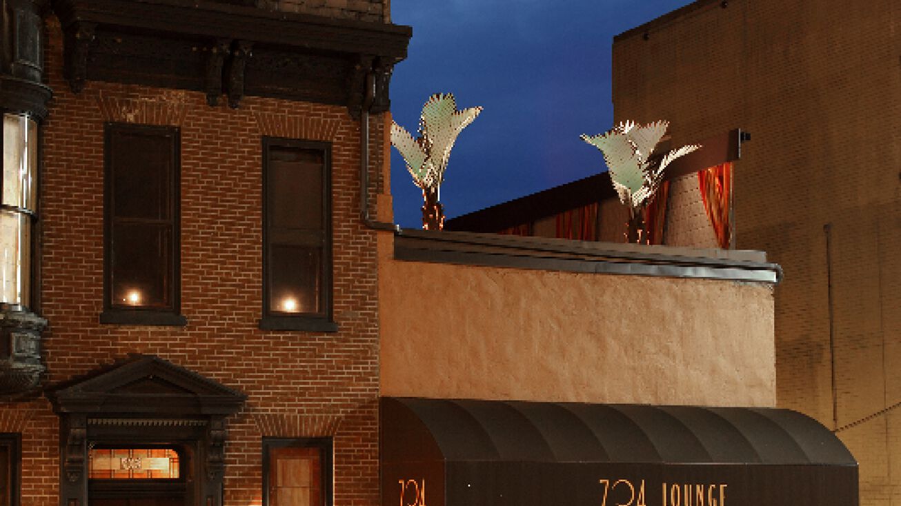 Bar/Lounge In Restaurant Row, Harrisburg, PA 17110 Retail Property