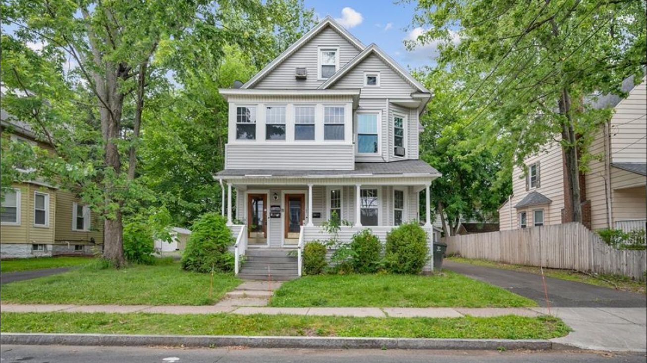 249 Whiting Ln, West Hartford, CT 06119