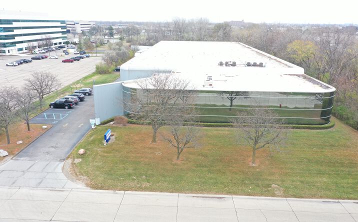 Pictures of Industrial property located at 1410 Allen Dr, Troy, MI 48083 for sales - image #1