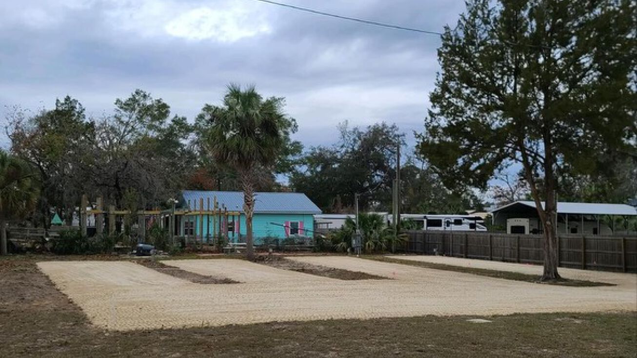 203 13th St SE, Steinhatchee, FL 32359