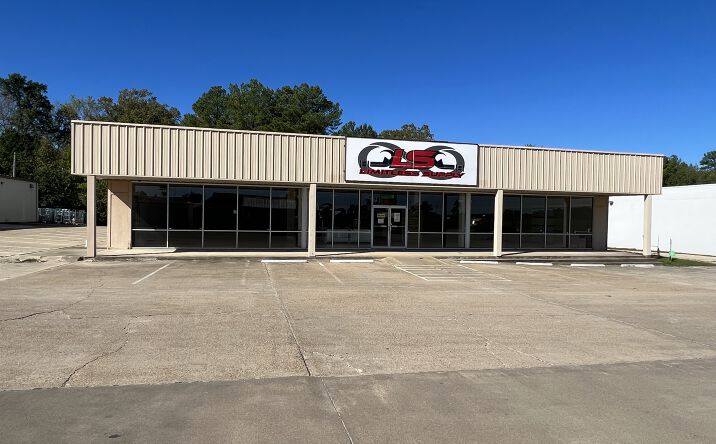Pictures of Mixed Use property located at 307 NW Loop, Carthage, TX 75633 for sales - image #1