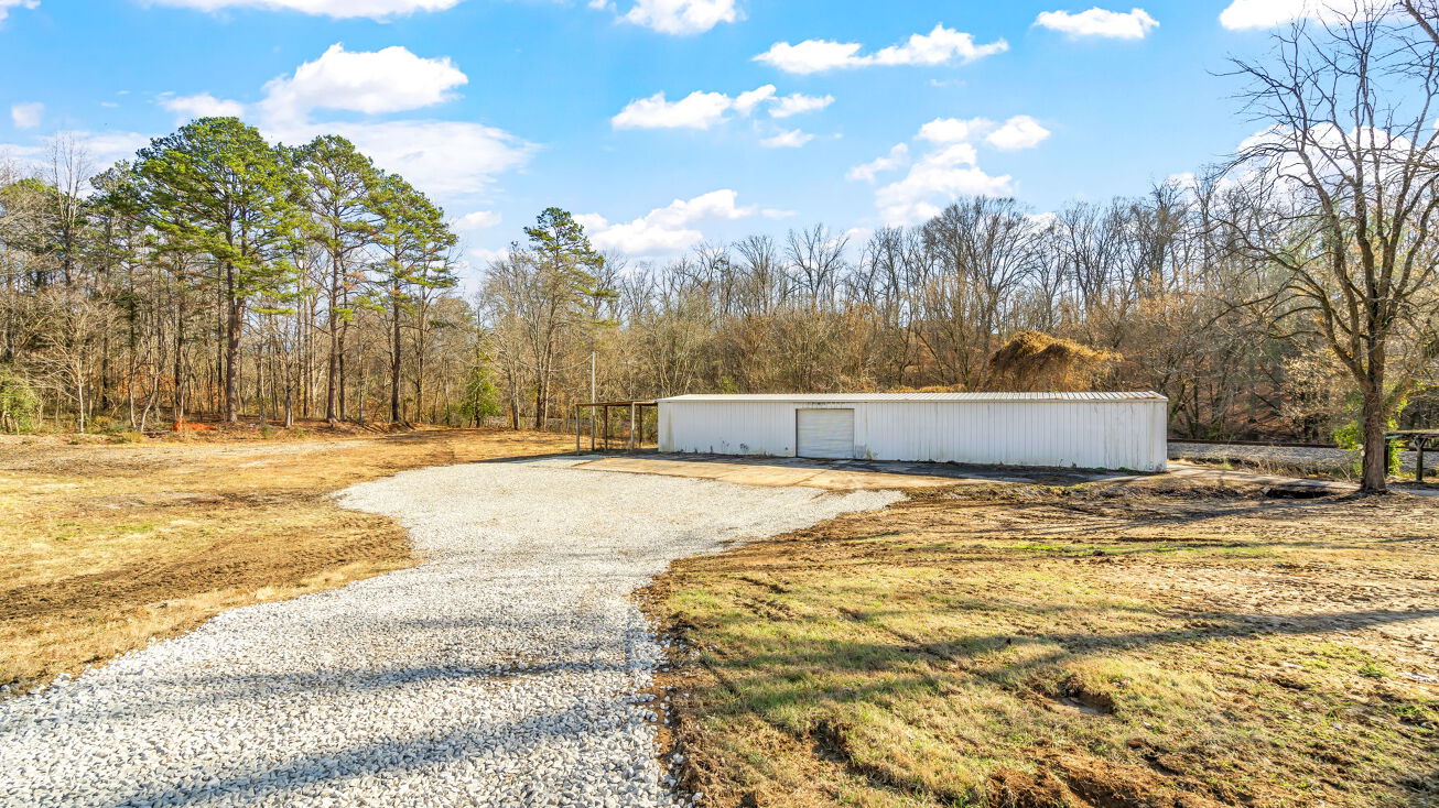 2312 Harriman Hwy, Harriman, TN 37748