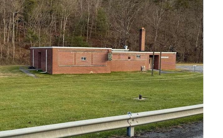 Pictures of Retail, Business for Sale property located at 6427 Purgitsville Pike, Purgitsville, WV 26852 for sales - image #1